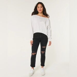 Hollister Curvy Ultra High-Rise Mom Jeans 2R W26